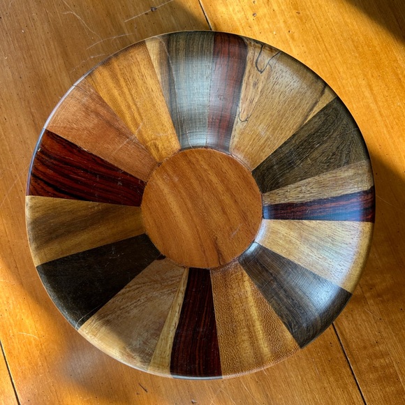 Other - Beautiful New With Tags Mahogany Decor or Serving Wood Bowl